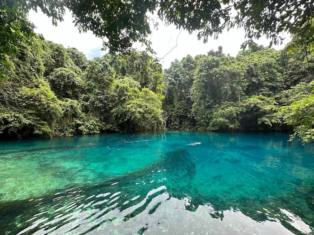 Riri Blue Hole