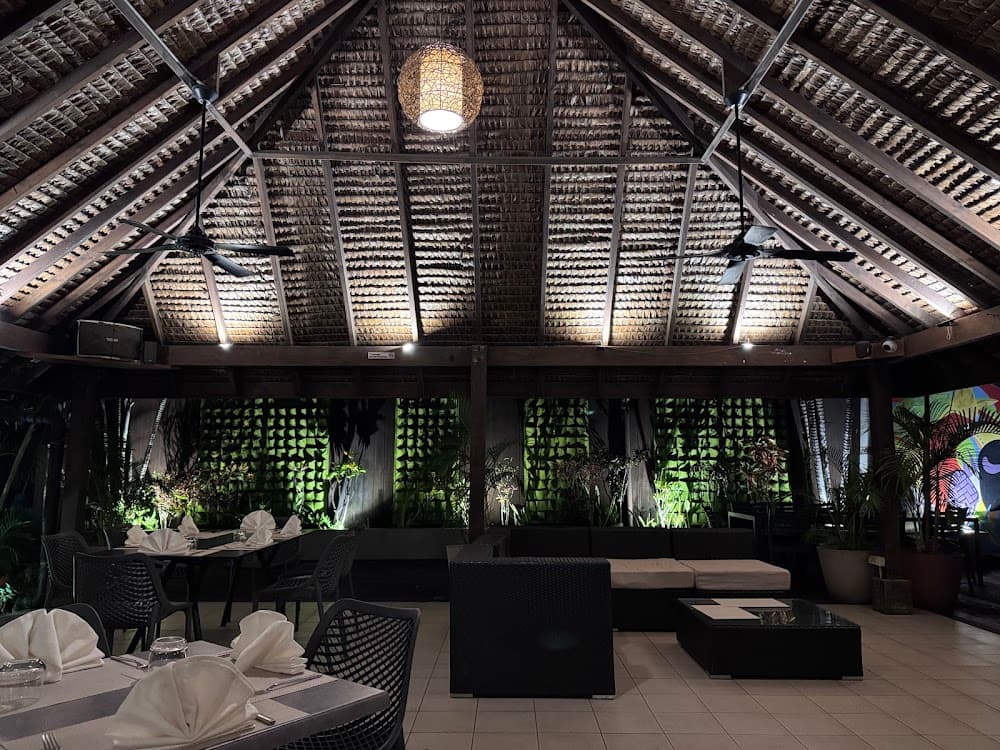 The Tu Restaurant & Bar